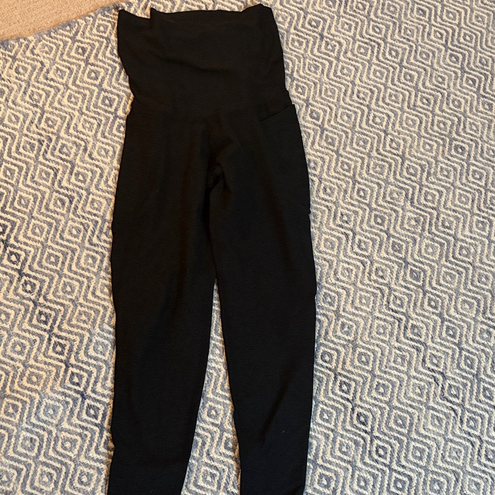 Beyond the Bump black Leggings